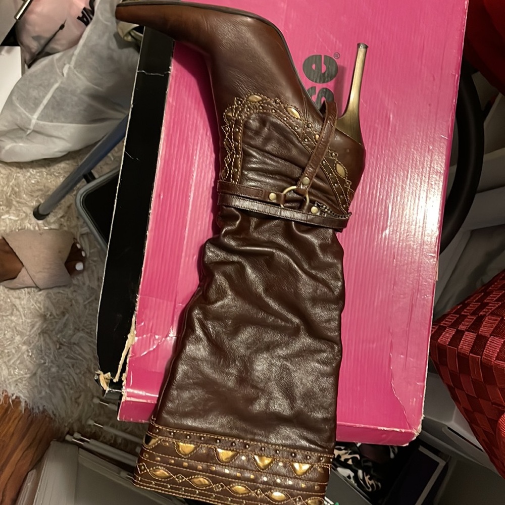 Brown detailed boots - Picture 2 of 4